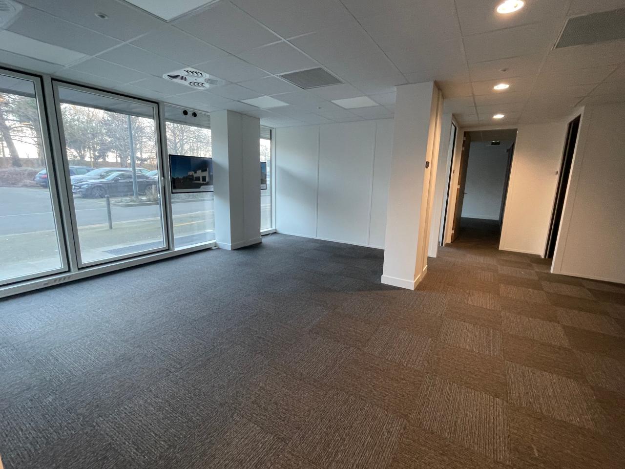 Bureau Rennes 740m² Vente bureau Rennes Ille-et-Vilaine OVBUR2529209 3